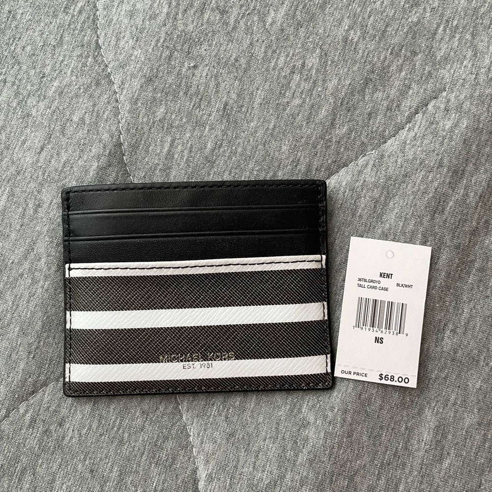 Michael kors card holder